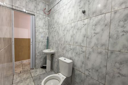 Casa para alugar com 70m², 2 quartos e 3 vagas Casa para alugar com 70m², 2 quartos e 3 vagasBanheiro