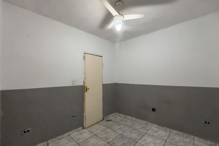 Casa para alugar com 70m², 2 quartos e 3 vagas Casa para alugar com 70m², 2 quartos e 3 vagasQuarto 2