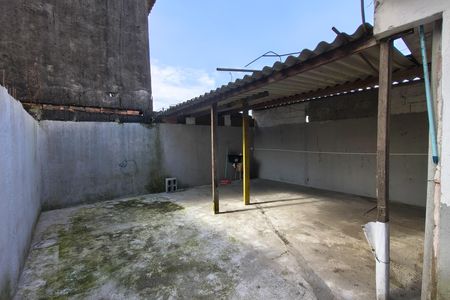 Casa para alugar com 70m², 2 quartos e 3 vagas Casa para alugar com 70m², 2 quartos e 3 vagasÁrea Externa