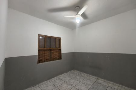 Casa para alugar com 70m², 2 quartos e 3 vagas Casa para alugar com 70m², 2 quartos e 3 vagasQuarto 2