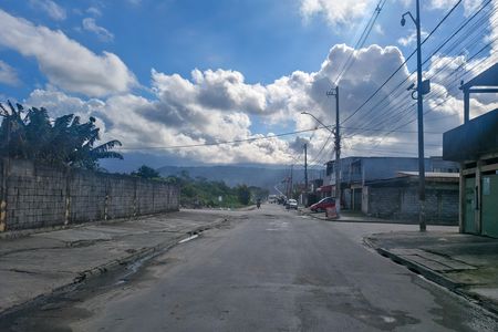 Casa para alugar com 70m², 2 quartos e 3 vagas Casa para alugar com 70m², 2 quartos e 3 vagasVista da Rua
