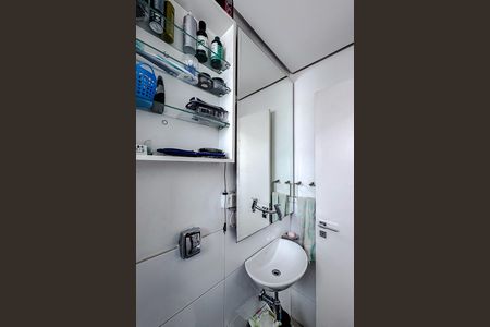 Apartamento à venda com 140m², 3 quartos e 4 vagasBanheiro de serviço