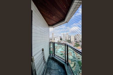 Apartamento à venda com 140m², 3 quartos e 4 vagasVaranda da Suíte