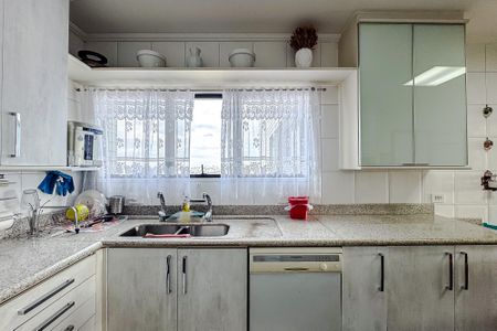 Apartamento à venda com 140m², 3 quartos e 4 vagasCozinha