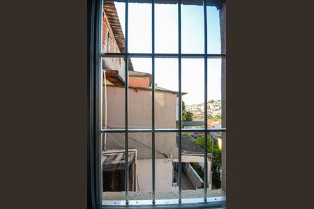 Quarto 1 - Janela de casa para alugar com 2 quartos, 140m² em Jardim Santa Lucrecia, São Paulo