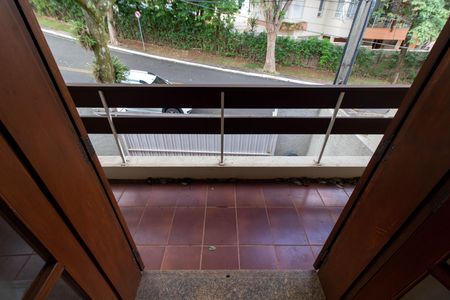 Casa de condomínio para alugar com 325m², 4 quartos e 4 vagasSACADA SUITE 2