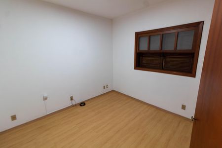 Casa de condomínio para alugar com 325m², 4 quartos e 4 vagasQUARTO 4