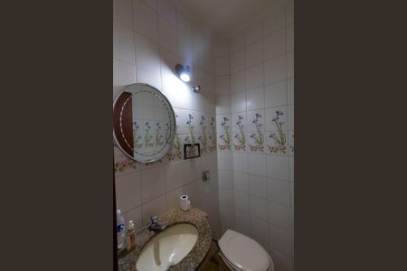 Casa de condomínio para alugar com 325m², 4 quartos e 4 vagasLAVABO