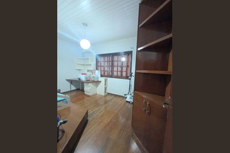 Casa para alugar com 248m², 3 quartos e 7 vagas Casa para alugar com 248m², 3 quartos e 7 vagasQuarta 3