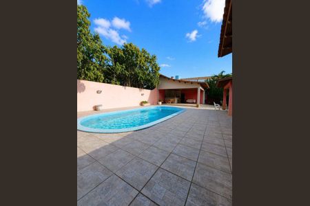 Casa para alugar com 248m², 3 quartos e 7 vagas