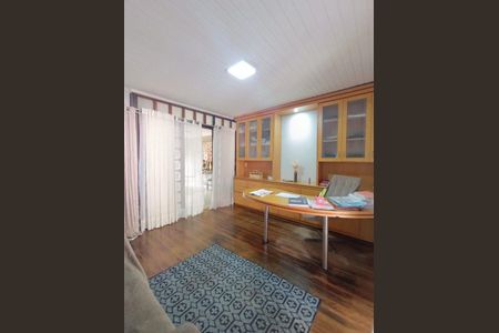 Casa para alugar com 248m², 3 quartos e 7 vagas