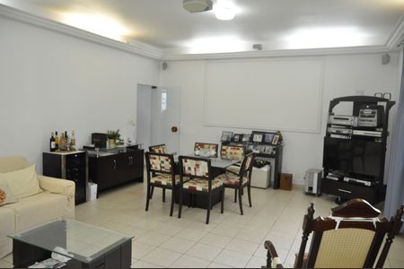 Casa à venda com 6 quartos, 280m² em Cachambi, Rio de Janeiro