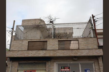 Casa à venda com 158m², 3 quartos e 1 vagaFachada e portão