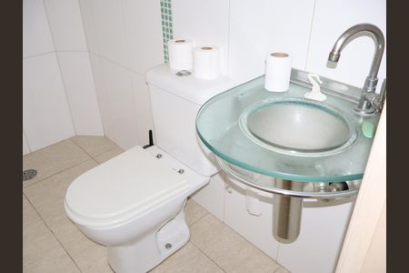 Casa à venda com 158m², 3 quartos e 1 vagaLavabo