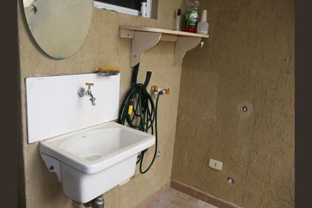 Casa à venda com 158m², 3 quartos e 1 vagaÁrea de Serviço
