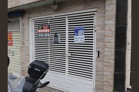 Casa à venda com 158m², 3 quartos e 1 vagaFachada e portão