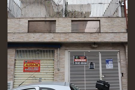 Casa à venda com 158m², 3 quartos e 1 vagaFachada e portão