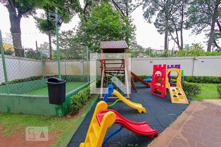 Apartamento à venda com 44m², 2 quartos e 1 vaga Apartamento à venda com 44m², 2 quartos e 1 vagaÁrea comum - Playground