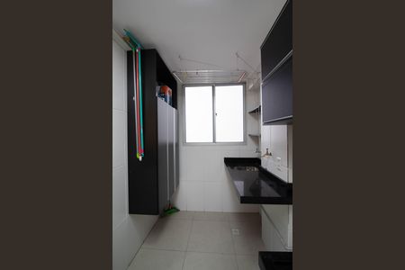 Apartamento à venda com 44m², 2 quartos e 1 vaga Apartamento à venda com 44m², 2 quartos e 1 vagaÁrea de Serviço