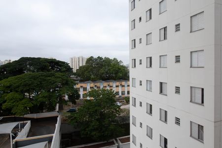 Apartamento à venda com 44m², 2 quartos e 1 vaga Apartamento à venda com 44m², 2 quartos e 1 vagaVista - Área de Serviço