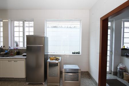Casa para alugar com 360m², 5 quartos e 3 vagasCozinha