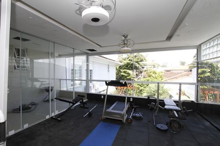 Casa para alugar com 360m², 5 quartos e 3 vagasAcademia
