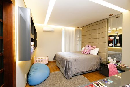 Casa para alugar com 360m², 5 quartos e 3 vagasQuarto 3 - Suíte