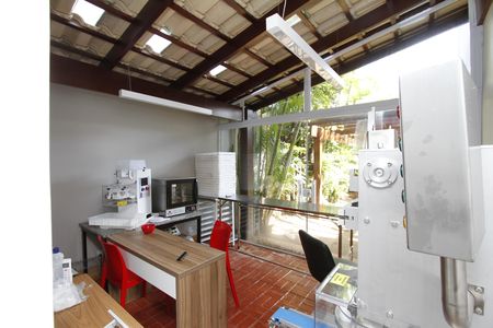 Casa para alugar com 360m², 5 quartos e 3 vagasquarto area externa