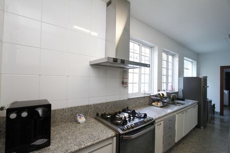 Casa para alugar com 360m², 5 quartos e 3 vagasCozinha