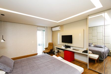 Casa para alugar com 360m², 5 quartos e 3 vagasQuarto 1 - Suíte