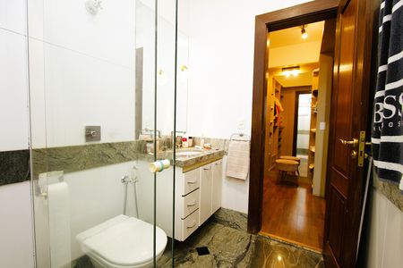 Casa para alugar com 360m², 5 quartos e 3 vagasBanheiro do Quarto 2
