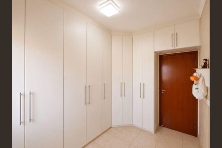 Casa à venda com 3 quartos, 168m² em Vila Capuava, Valinhos