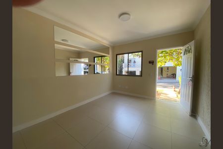 Sala de casa de condomínio à venda com 2 quartos, 144m² em Rio Pequeno, São Paulo