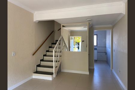 Casa de condomínio à venda com 144m², 2 quartos e 1 vaga Casa de condomínio à venda com 144m², 2 quartos e 1 vagaSala