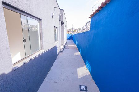 Casa à venda com 180m², 2 quartos e 3 vagas Casa à venda com 180m², 2 quartos e 3 vagasArea externa
