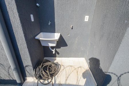 Casa à venda com 180m², 2 quartos e 3 vagas Casa à venda com 180m², 2 quartos e 3 vagasArea de serviço