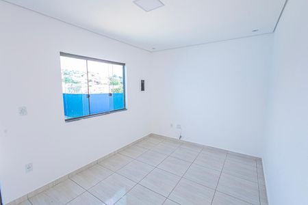 Sala de casa à venda com 2 quartos, 180m² em São Benedito, Belo Horizonte
