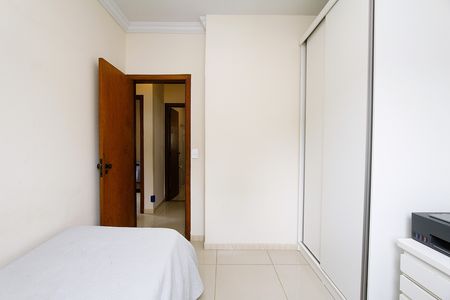 Apartamento à venda com 83m², 3 quartos e 2 vagasQuarto 3