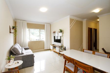 Sala de apartamento à venda com 3 quartos, 83m² em Padre Eustáquio, Belo Horizonte
