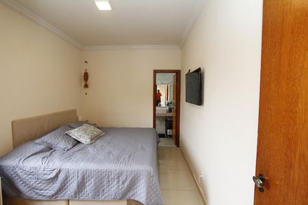 Apartamento à venda com 83m², 3 quartos e 2 vagasQuarto 2