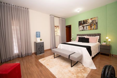 Quarto Suíte de casa à venda com 4 quartos, 294m² em Colonial, Contagem