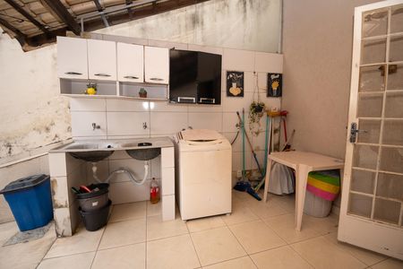 Casa à venda com 294m², 4 quartos e 10 vagas Casa à venda com 294m², 4 quartos e 10 vagasÁrea de Serviço
