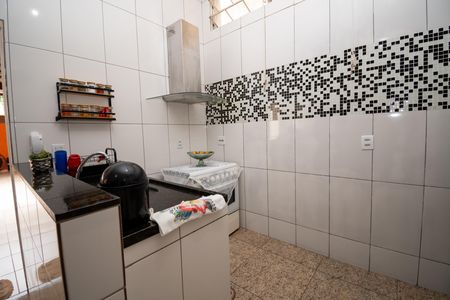 Casa à venda com 294m², 4 quartos e 10 vagas Casa à venda com 294m², 4 quartos e 10 vagasCozinha