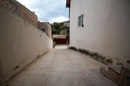 Casa à venda com 294m², 4 quartos e 10 vagas Casa à venda com 294m², 4 quartos e 10 vagasGaragem