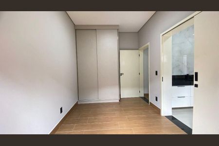 Casa à venda com 3 quartos, 222m² em Jardim America II, Valinhos