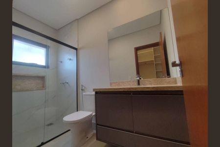 Casa à venda com 226m², 3 quartos e 4 vagas