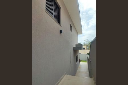 Casa à venda com 226m², 3 quartos e 4 vagas