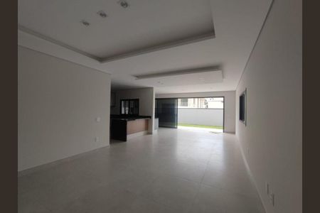 Casa à venda com 3 quartos, 226m² em Pinheiro, Valinhos