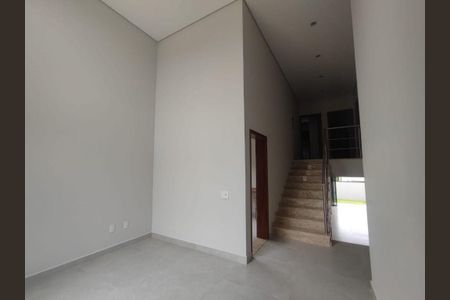 Casa à venda com 226m², 3 quartos e 4 vagas