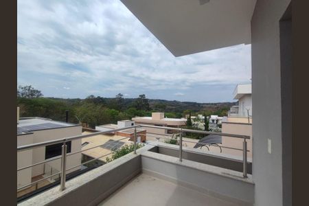 Casa à venda com 226m², 3 quartos e 4 vagas